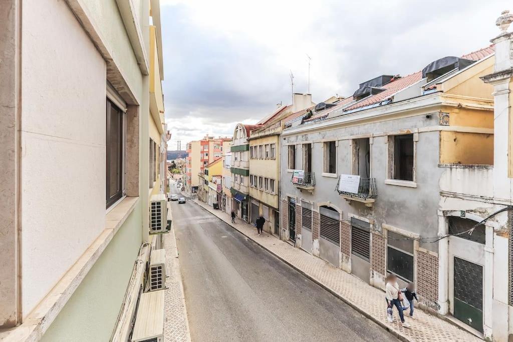 Vita Portucale ! Ajuda Delight Lissabon Exterior foto